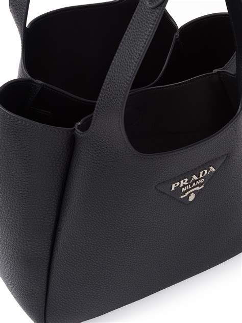 prada logo-plaque tote bag